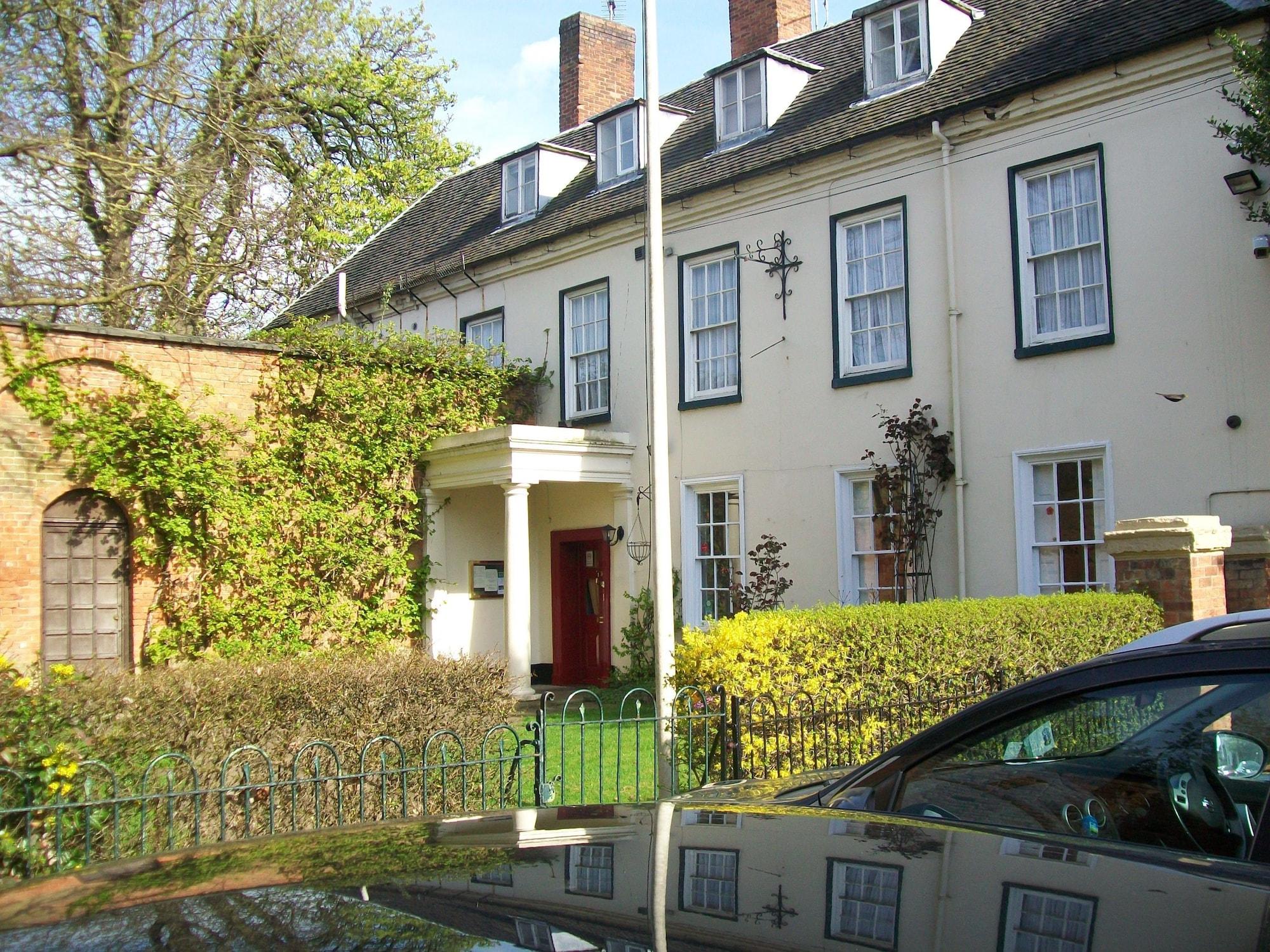 Chapel House Hotel Atherstone Exterior photo